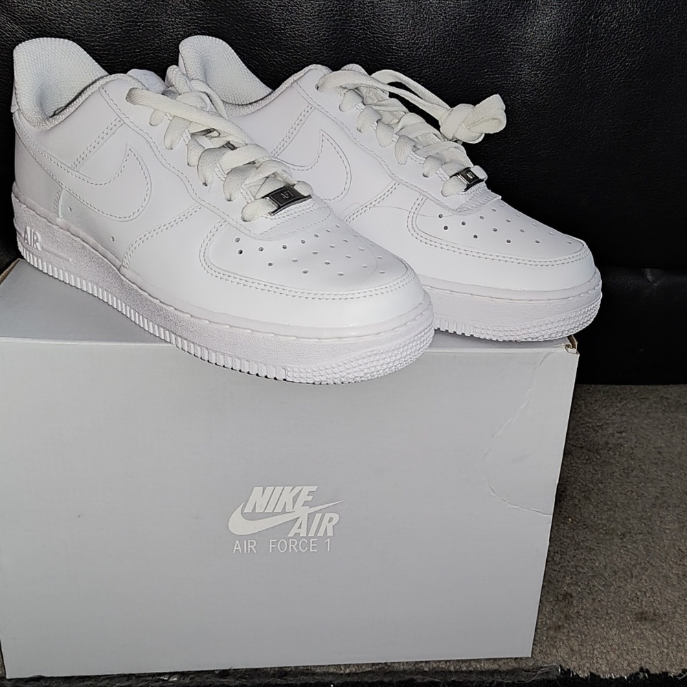 COPY - Nike Air Force 1 woman’s 7.5